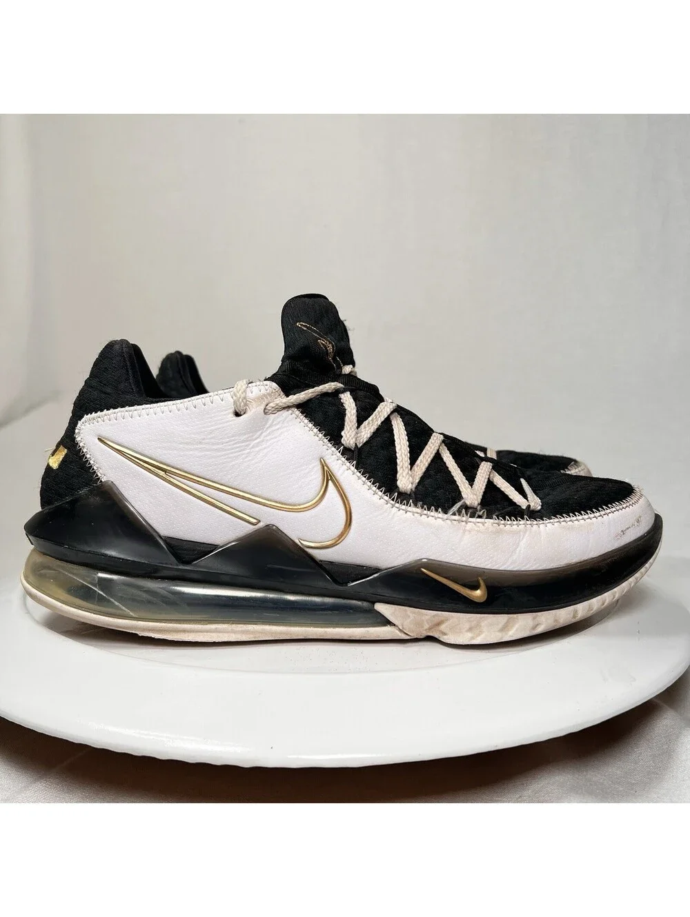 Nike LeBron 17 Low Black White Gold Basketball Shoes Men's Size 10